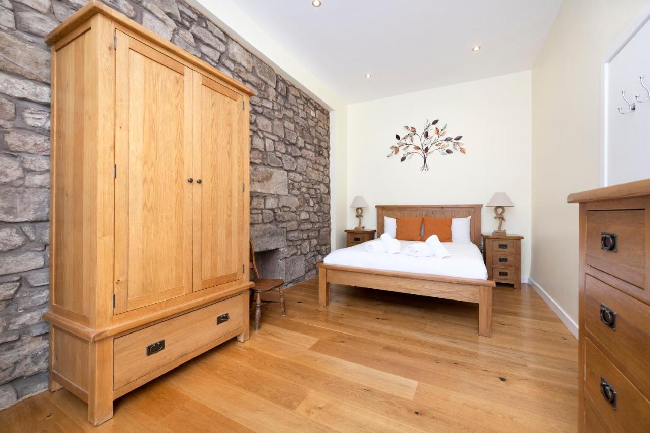 Joivy 1 Bed Flat In Old Town, Next To St Giles Cathedral Apartment EDI Exterior photo