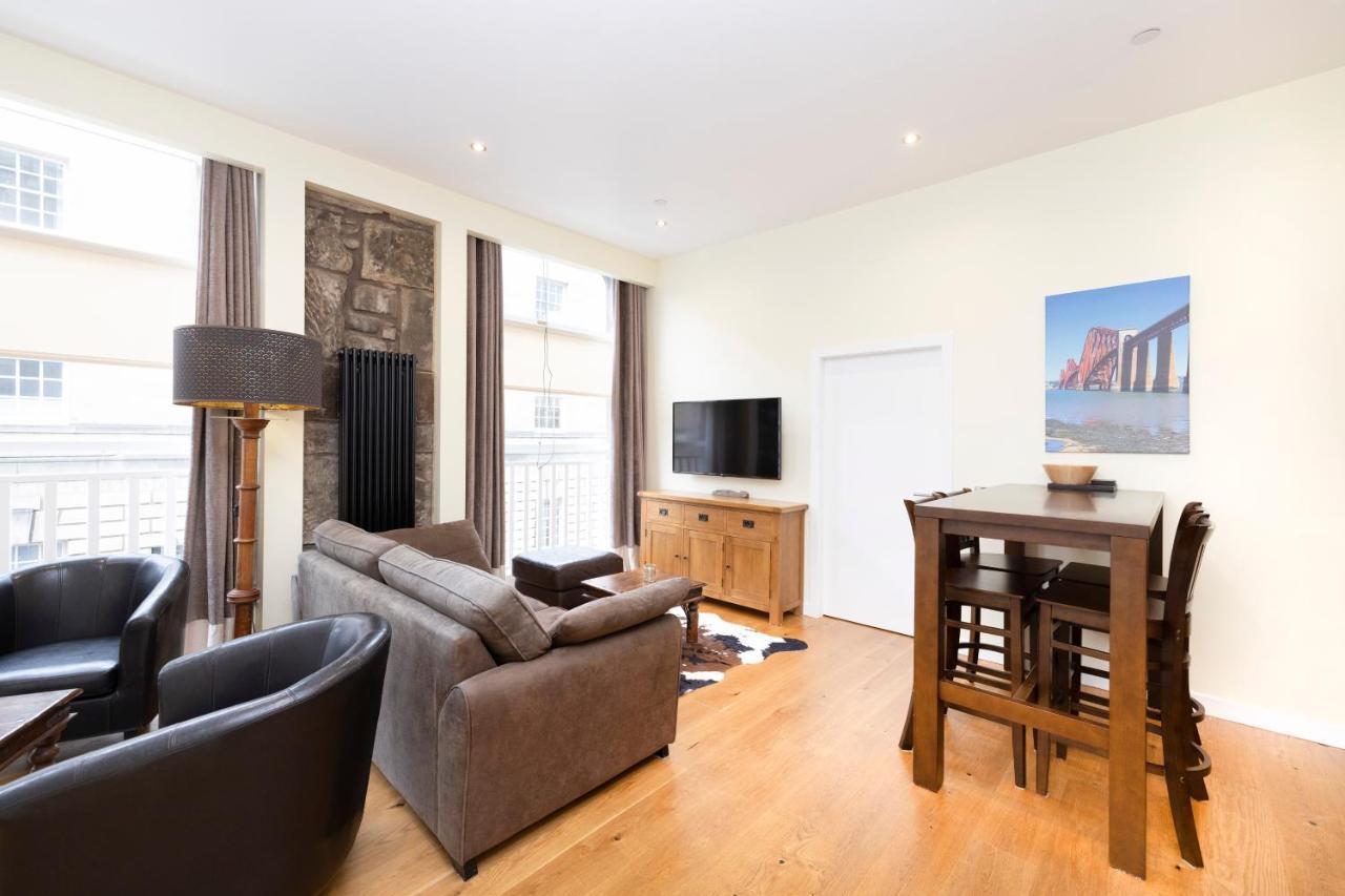 Joivy 1 Bed Flat In Old Town, Next To St Giles Cathedral Apartment EDI Exterior photo