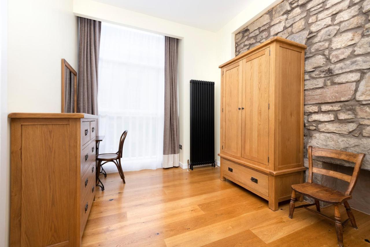 Joivy 1 Bed Flat In Old Town, Next To St Giles Cathedral Apartment EDI Exterior photo