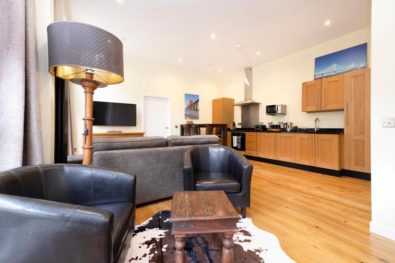 Joivy 1 Bed Flat In Old Town, Next To St Giles Cathedral Apartment EDI Exterior photo