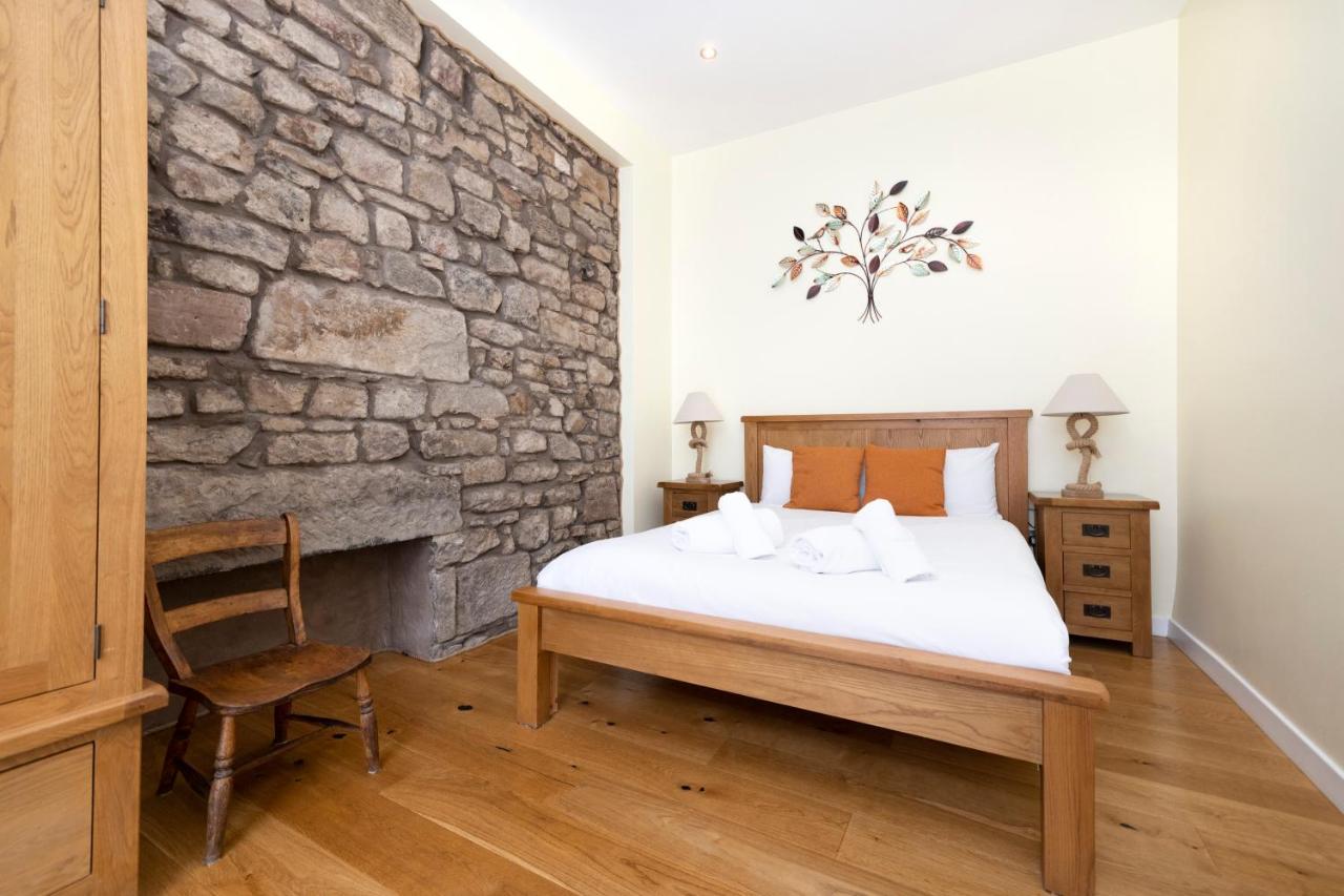 Joivy 1 Bed Flat In Old Town, Next To St Giles Cathedral Apartment EDI Exterior photo